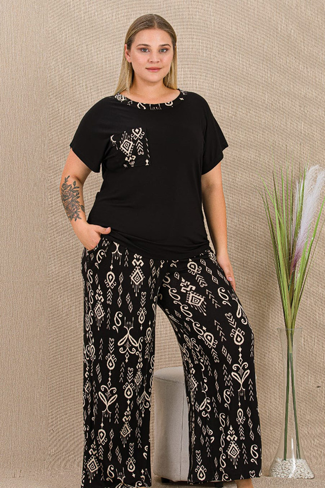 Desenli Geniş Büyük Beden Siyah Bayan Pijama Takımı