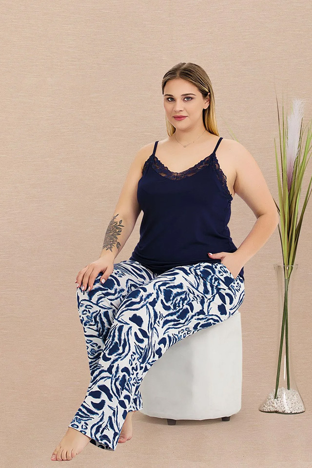 İp Askılı Danteli Büyük Beden Bayan Pijama Takımı