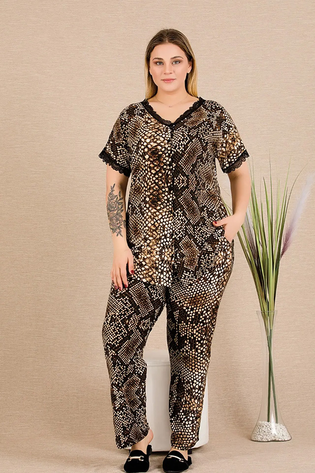Yılan Desen Büyük Beden Bayan Pijama Takımı